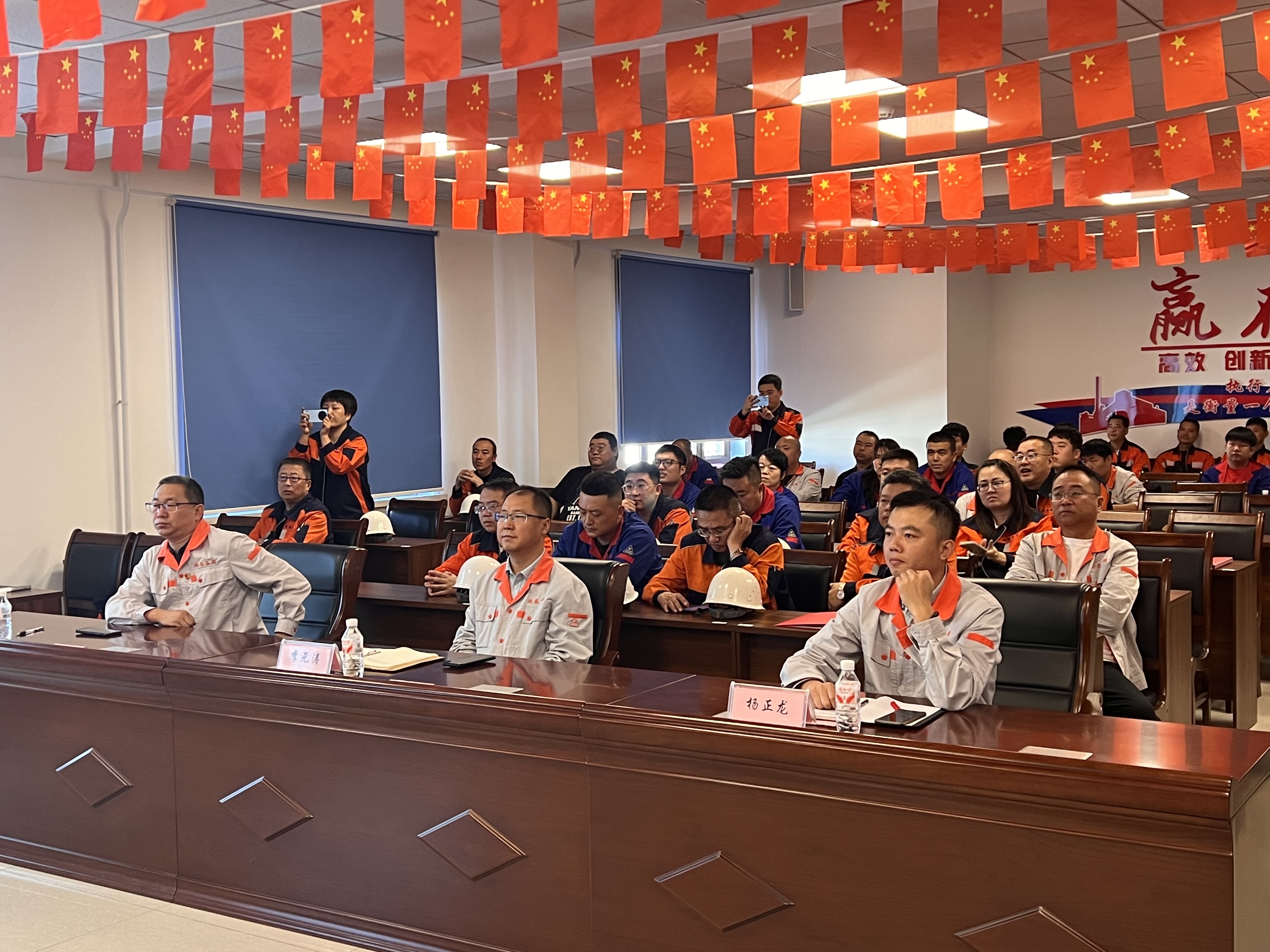 1759448876988760.jpg 1759448876988760.jpg