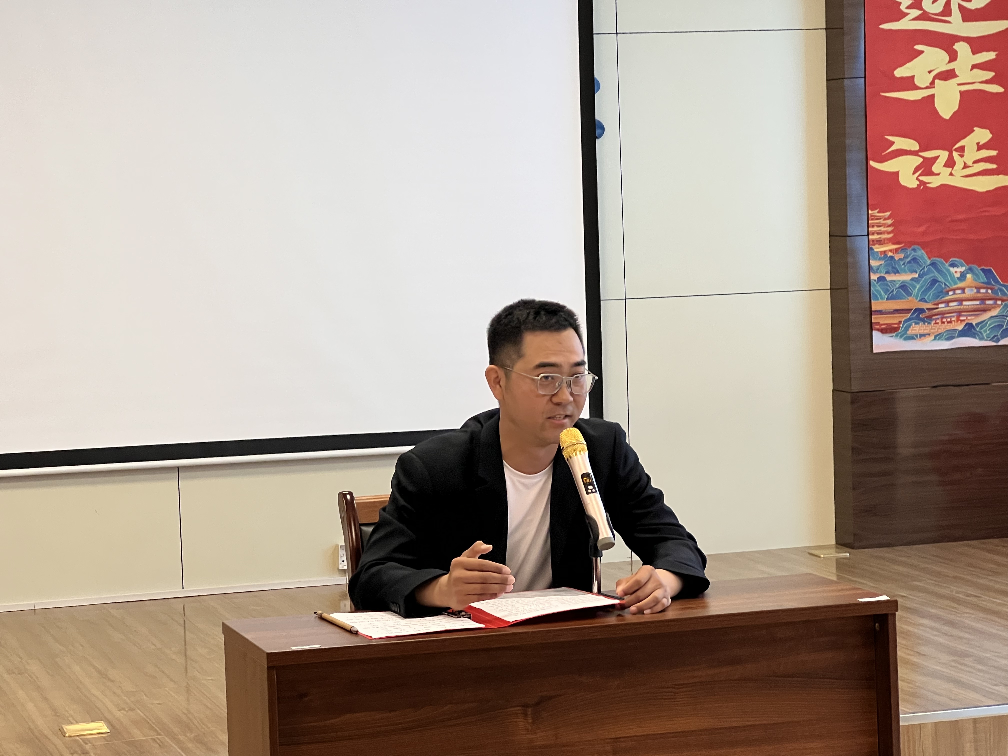 1759449109678236.jpg 1759449109678236.jpg